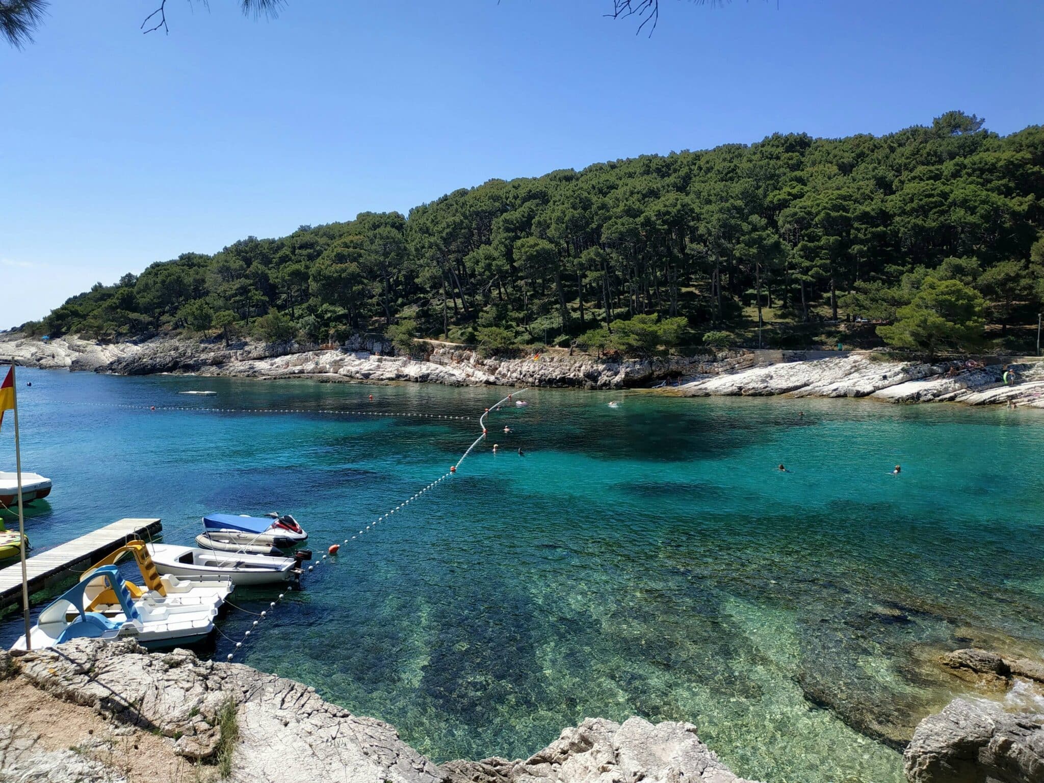 kristallklares Wasser der Insel Lošinj